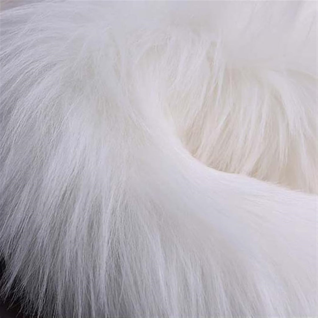 White Furry Round Rug 90x90cm